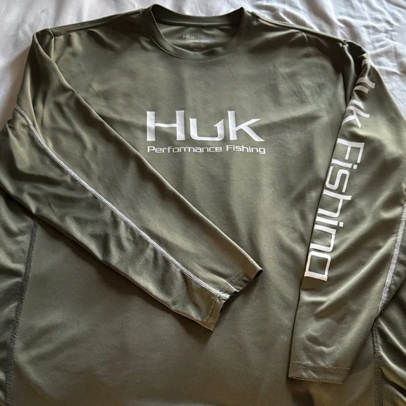 Huk Men's Pursuit Long Sleeve Performance Fishing Shirt - Picture 1 of 3
